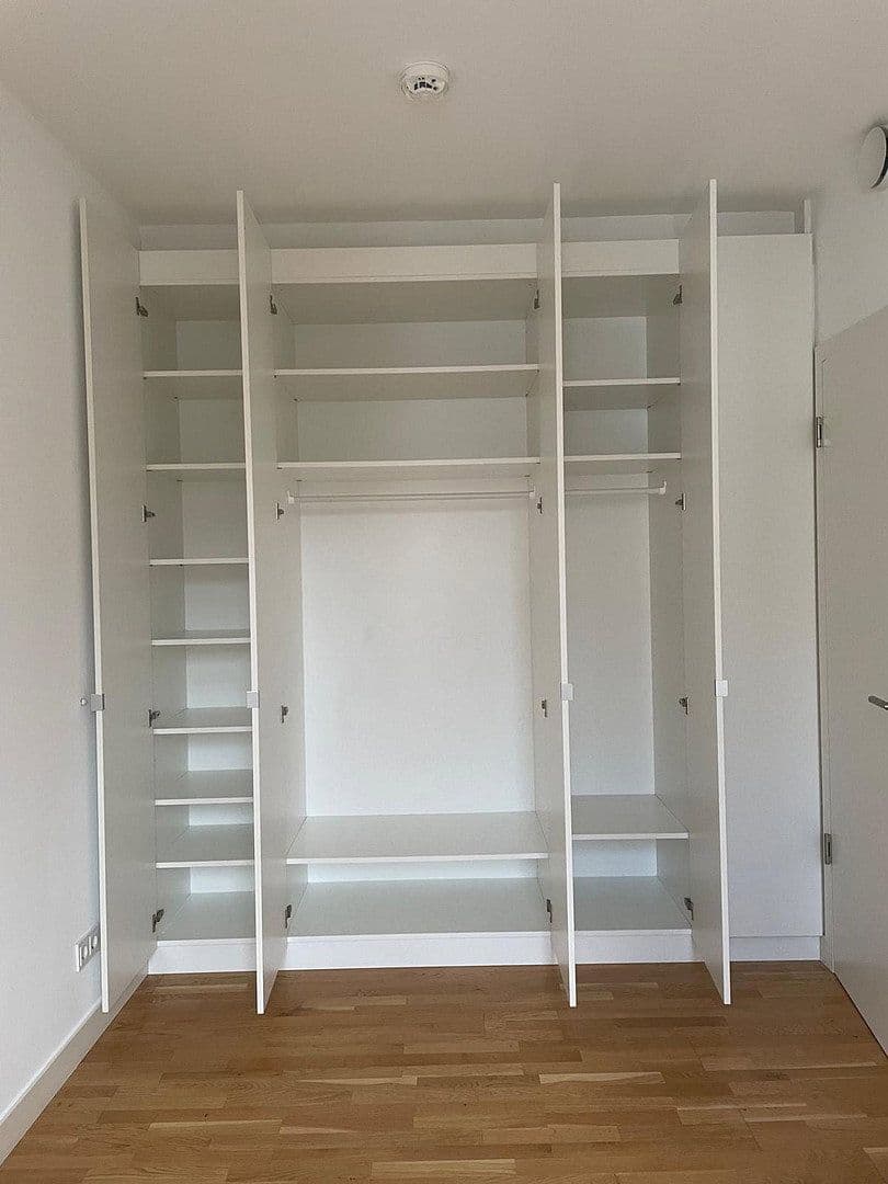 Pronájem bytu 2+1 52 m², Frankfurt, Hessen Pronájem bytu 2+1 52 m², Frankfurt, Hessen