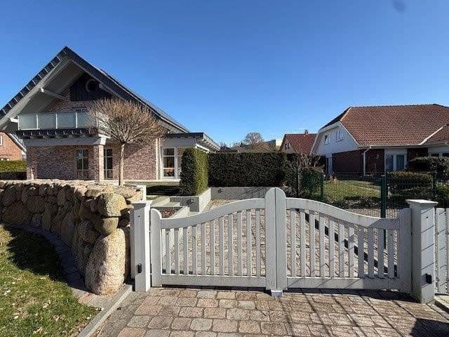 Prodej domu 160 m², pozemek 520 m², Sternberg, Mecklenburg-Vorpommern Prodej domu 160 m², pozemek 520 m², Sternberg, Mecklenburg-Vorpommern
