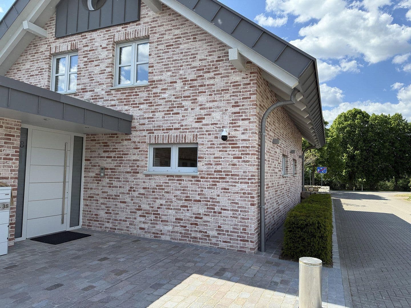 Prodej domu 160 m², pozemek 520 m², Sternberg, Mecklenburg-Vorpommern Prodej domu 160 m², pozemek 520 m², Sternberg, Mecklenburg-Vorpommern