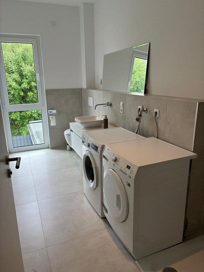 Prodej domu 188 m², pozemek 500 m², Neusäß, Bavorsko Prodej domu 188 m², pozemek 500 m², Neusäß, Bavorsko