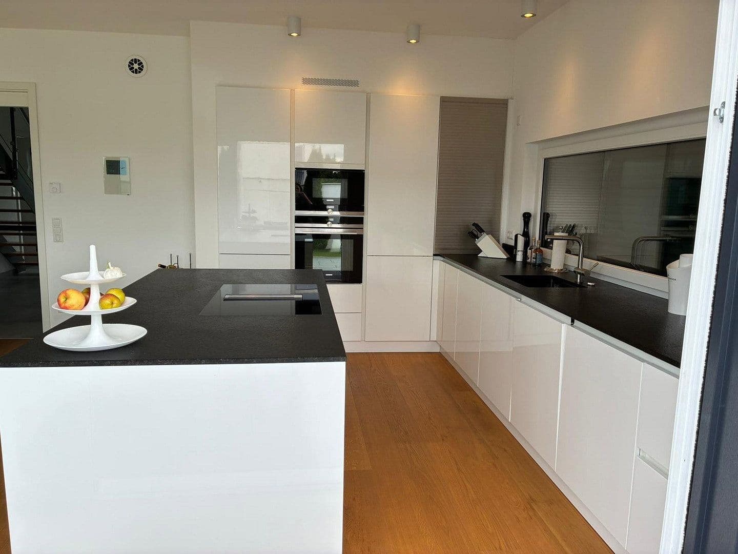 Prodej domu 188 m², pozemek 500 m², Neusäß, Bavorsko Prodej domu 188 m², pozemek 500 m², Neusäß, Bavorsko