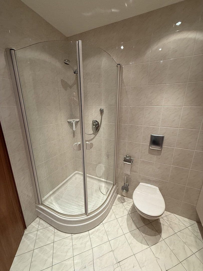 Prodej domu 140 m², pozemek 420 m², Lörrach, Bádensko-Württembersko Prodej domu 140 m², pozemek 420 m², Lörrach, Bádensko-Württembersko