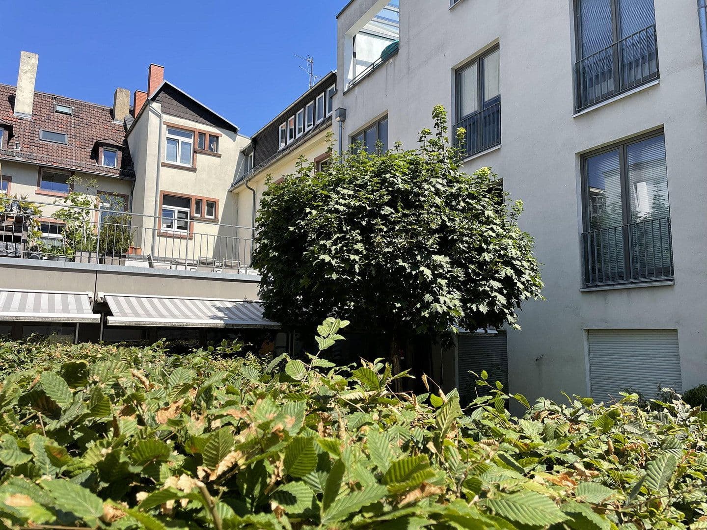 Prodej bytu 2+1 92 m², Frankfurt, Hessen Prodej bytu 2+1 92 m², Frankfurt, Hessen