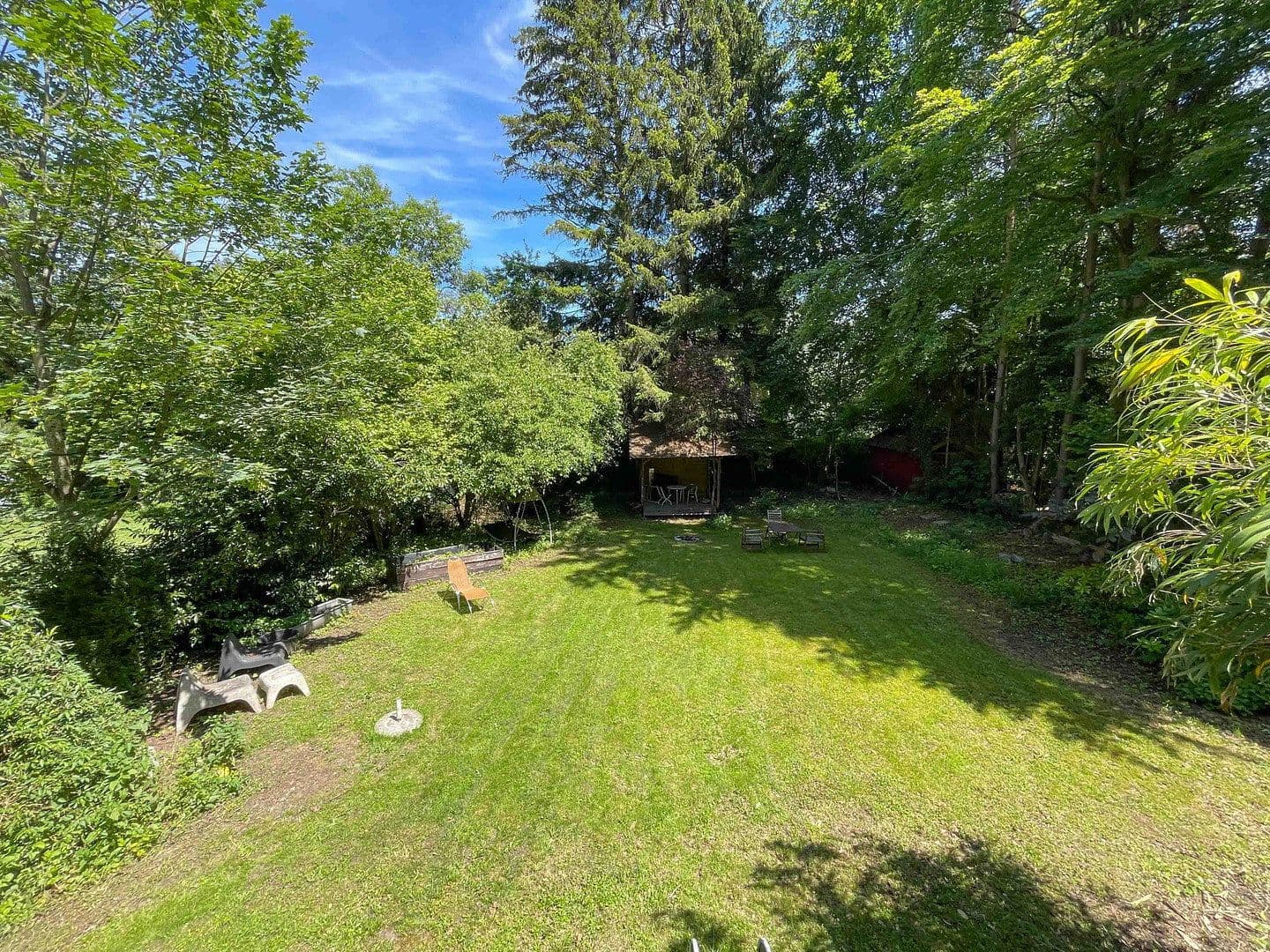 Prodej domu 190 m², pozemek 1.070 m², Riedenerweg, Starnberg, Bavorsko Prodej domu 190 m², pozemek 1.070 m², Riedenerweg, Starnberg, Bavorsko