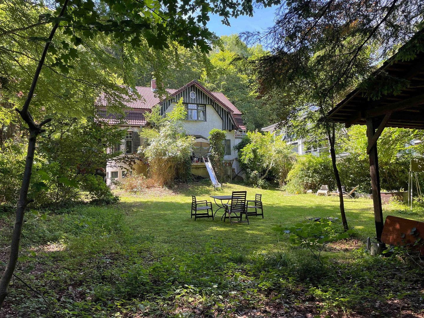 Prodej domu 190 m², pozemek 1.070 m², Riedenerweg, Starnberg, Bavorsko Prodej domu 190 m², pozemek 1.070 m², Riedenerweg, Starnberg, Bavorsko