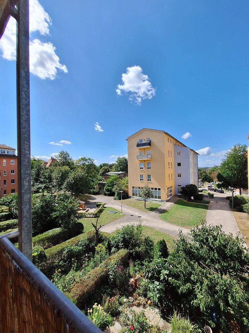 Pronájem bytu 2+1 71 m², Am Klemmberg 9, Weißenfels, Sasko-Anhaltsko Pronájem bytu 2+1 71 m², Am Klemmberg 9, Weißenfels, Sasko-Anhaltsko