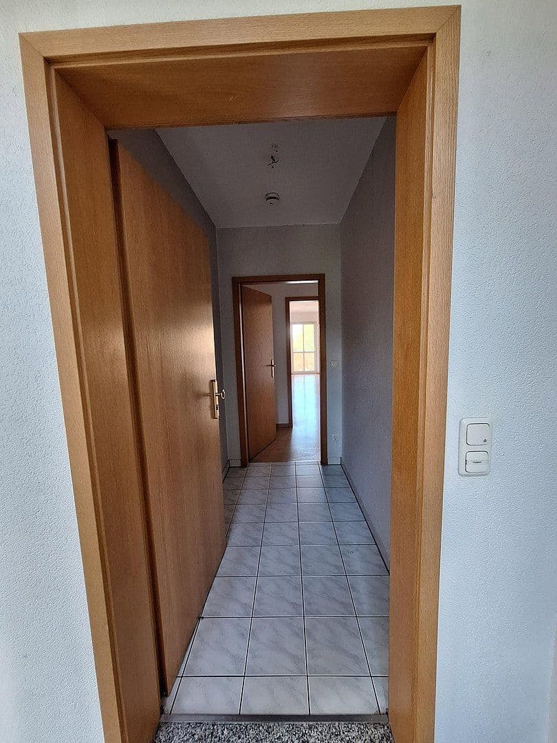 Pronájem bytu 2+1 71 m², Am Klemmberg 9, Weißenfels, Sasko-Anhaltsko Pronájem bytu 2+1 71 m², Am Klemmberg 9, Weißenfels, Sasko-Anhaltsko