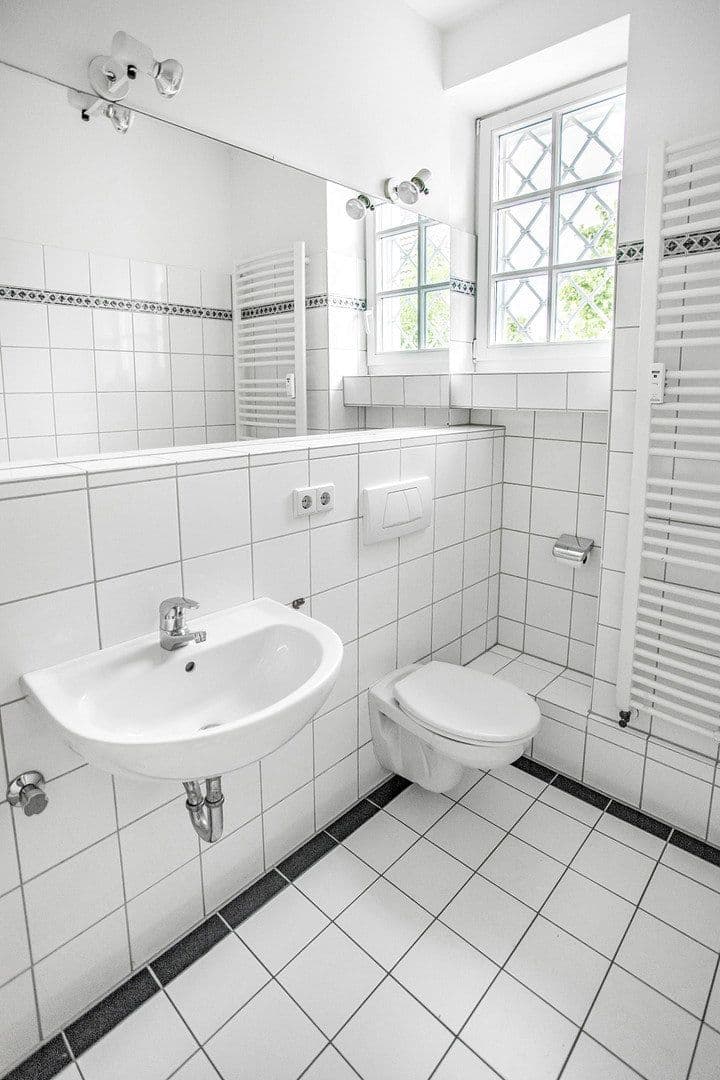 Pronájem kanceláře 44 m², Robert-Heuser-Str. 15, Köln, Severní Porýní-Vestfálsko Pronájem kanceláře 44 m², Robert-Heuser-Str. 15, Köln, Severní Porýní-Vestfálsko