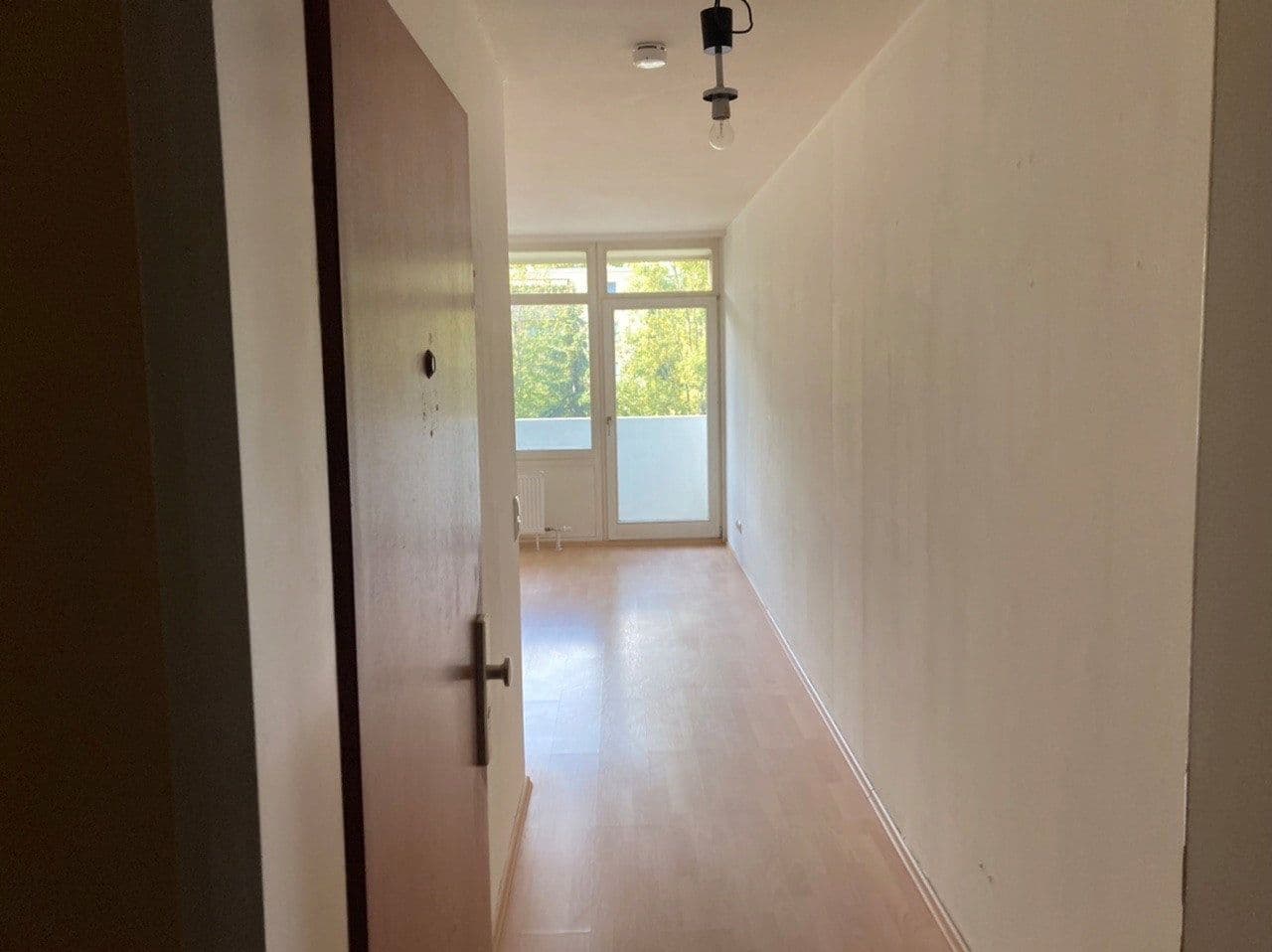 Pronájem bytu 1+1 29 m², Am Alten Weg 33, Mainz-Marienborn, Porýní-Falc Pronájem bytu 1+1 29 m², Am Alten Weg 33, Mainz-Marienborn, Porýní-Falc