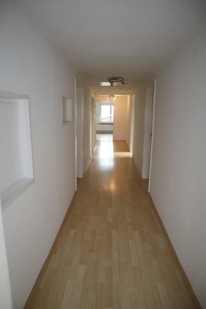 Prodej bytu 7+1 114 m², Unterer Markt 18, Schönberg, Bavorsko Prodej bytu 7+1 114 m², Unterer Markt 18, Schönberg, Bavorsko