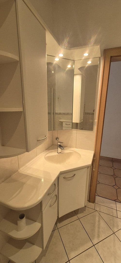 Pronájem bytu 3+1 120 m², Šlesvik, Šlesvicko-Holštýnsko Pronájem bytu 3+1 120 m², Šlesvik, Šlesvicko-Holštýnsko