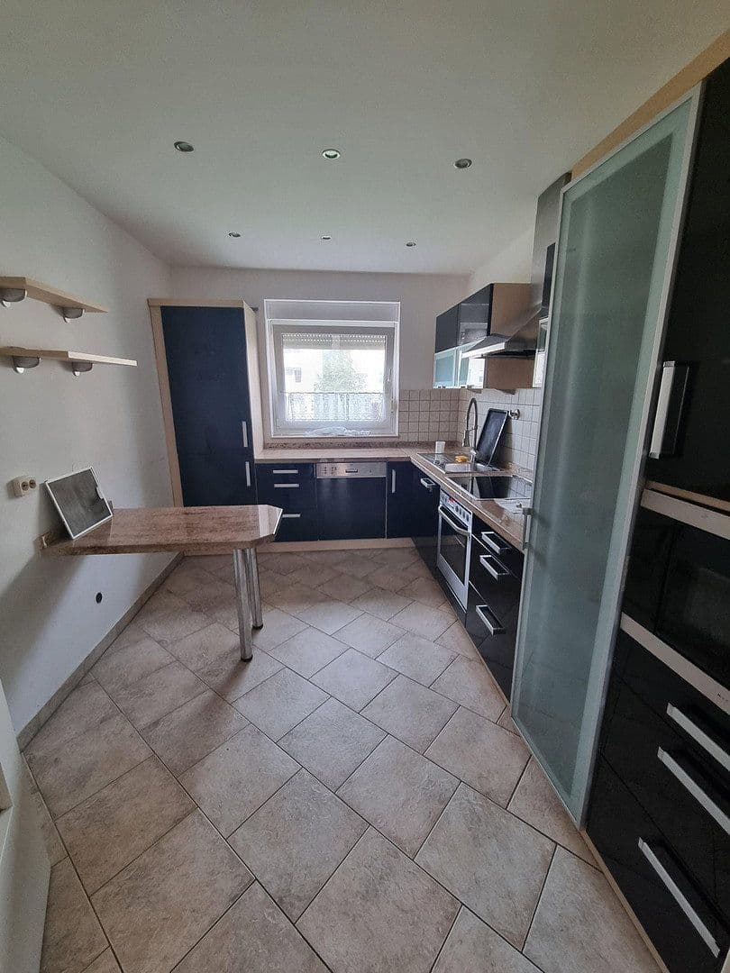 Pronájem bytu 3+1 80 m², Hauchstraße 46, Nürnberg, Bavorsko Pronájem bytu 3+1 80 m², Hauchstraße 46, Nürnberg, Bavorsko