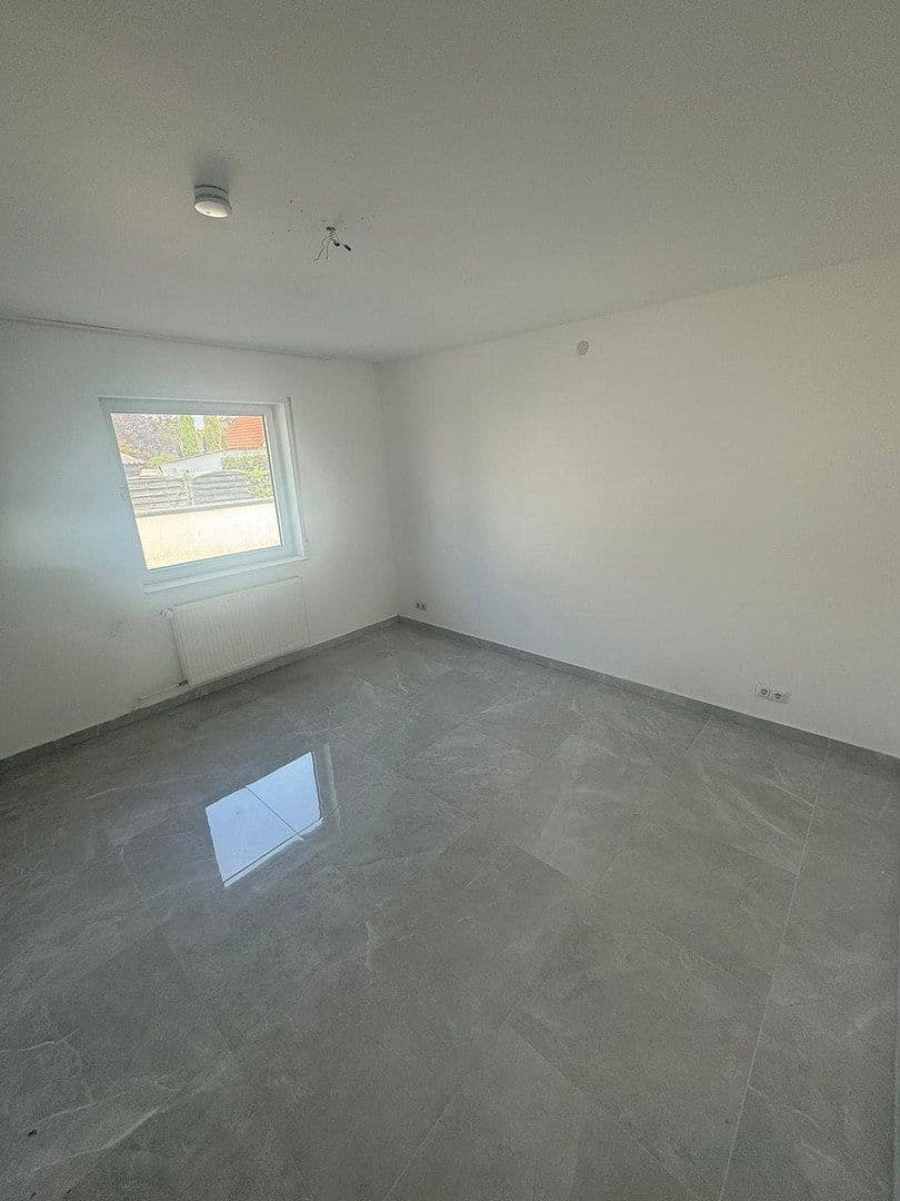 Prodej domu 252 m², pozemek 767 m², Mutterstadt, Porýní-Falc Prodej domu 252 m², pozemek 767 m², Mutterstadt, Porýní-Falc