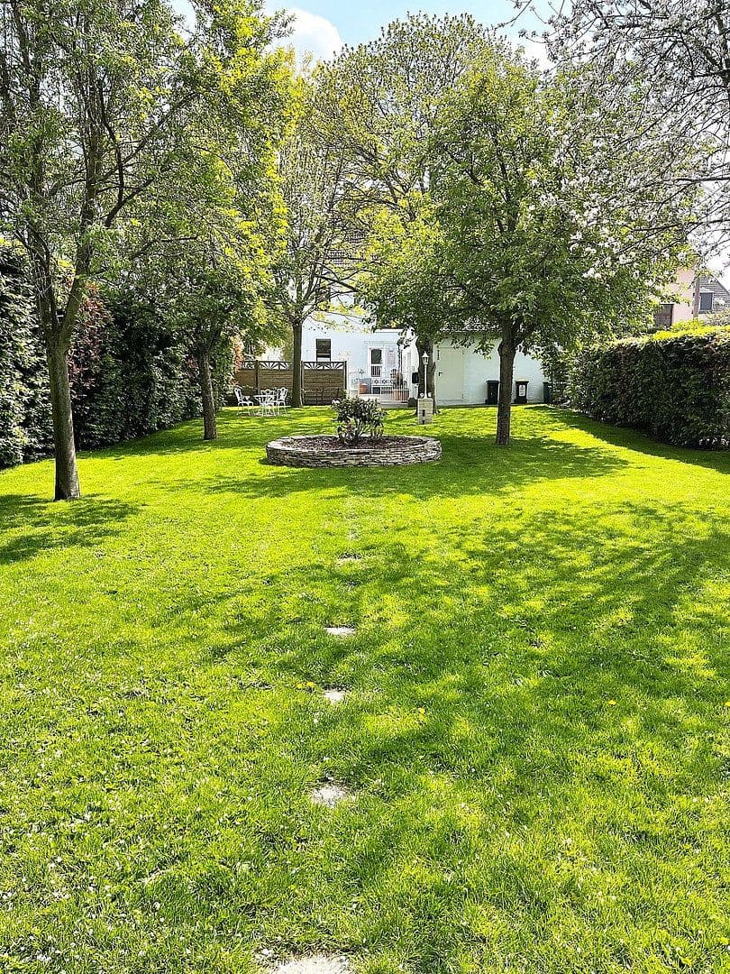 Prodej domu 280 m², pozemek 1.223 m², Dortmund, Severní Porýní-Vestfálsko Prodej domu 280 m², pozemek 1.223 m², Dortmund, Severní Porýní-Vestfálsko