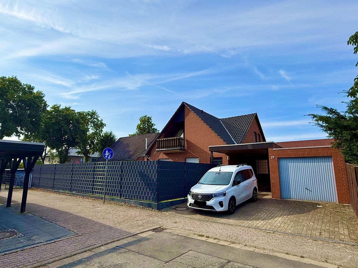 Pronájem bytu 3+1 90 m², Calberlah, Dolní Sasko Pronájem bytu 3+1 90 m², Calberlah, Dolní Sasko