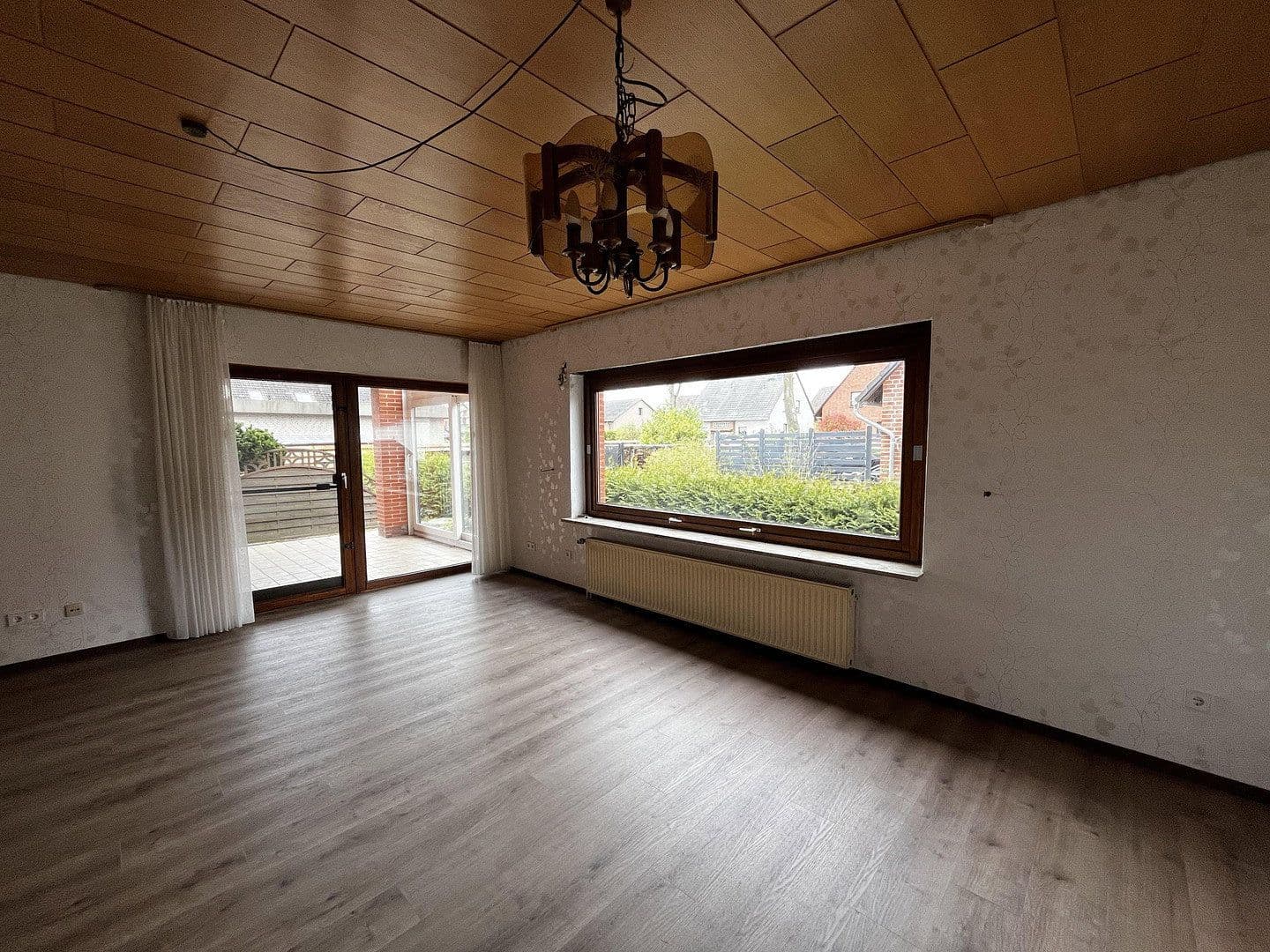 Pronájem bytu 3+1 90 m², Calberlah, Dolní Sasko Pronájem bytu 3+1 90 m², Calberlah, Dolní Sasko