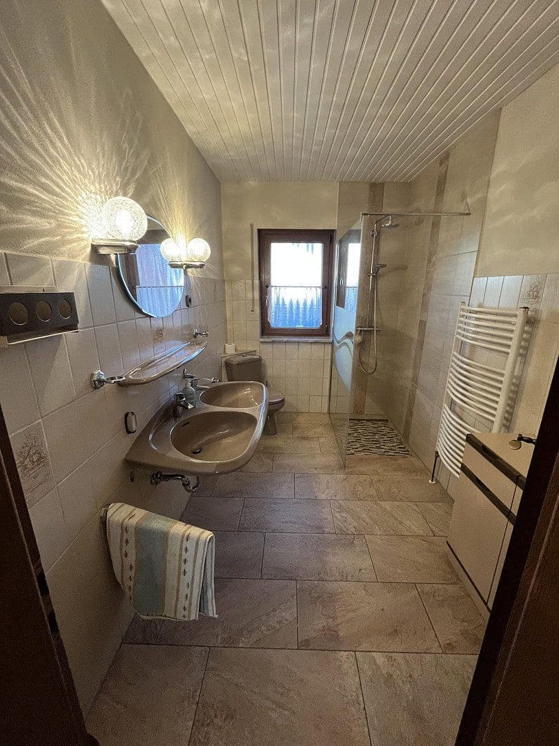Pronájem bytu 3+1 90 m², Calberlah, Dolní Sasko Pronájem bytu 3+1 90 m², Calberlah, Dolní Sasko