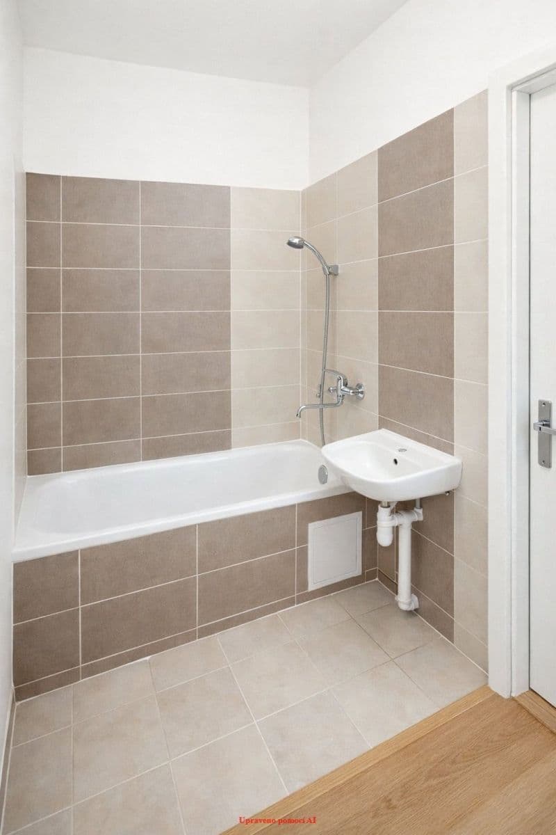 Pronájem bytu 2+1 51 m², Dr. Petra, Frýdek-Místek, Moravskoslezský kraj Pronájem bytu 2+1 51 m², Dr. Petra, Frýdek-Místek, Moravskoslezský kraj