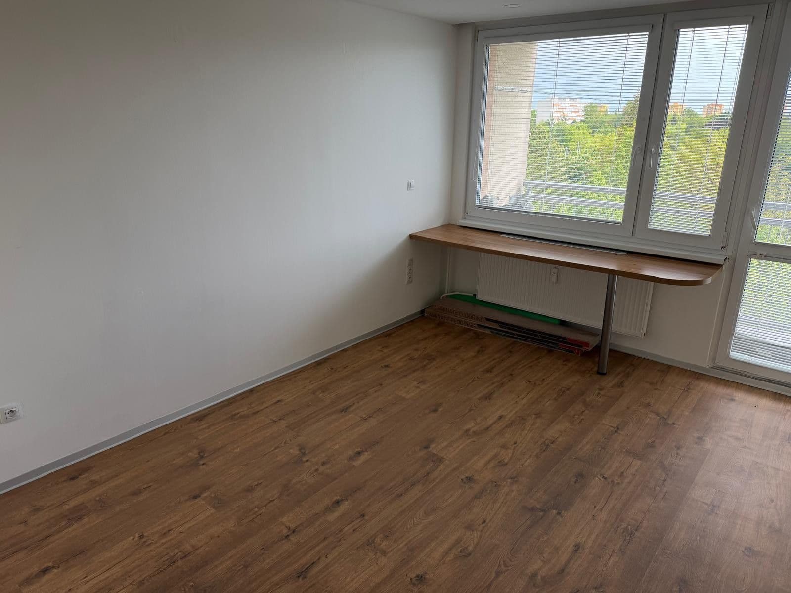 Pronájem bytu 1+kk 36 m², Bělehradská, Pardubice, Pardubický kraj Pronájem bytu 1+kk 36 m², Bělehradská, Pardubice, Pardubický kraj