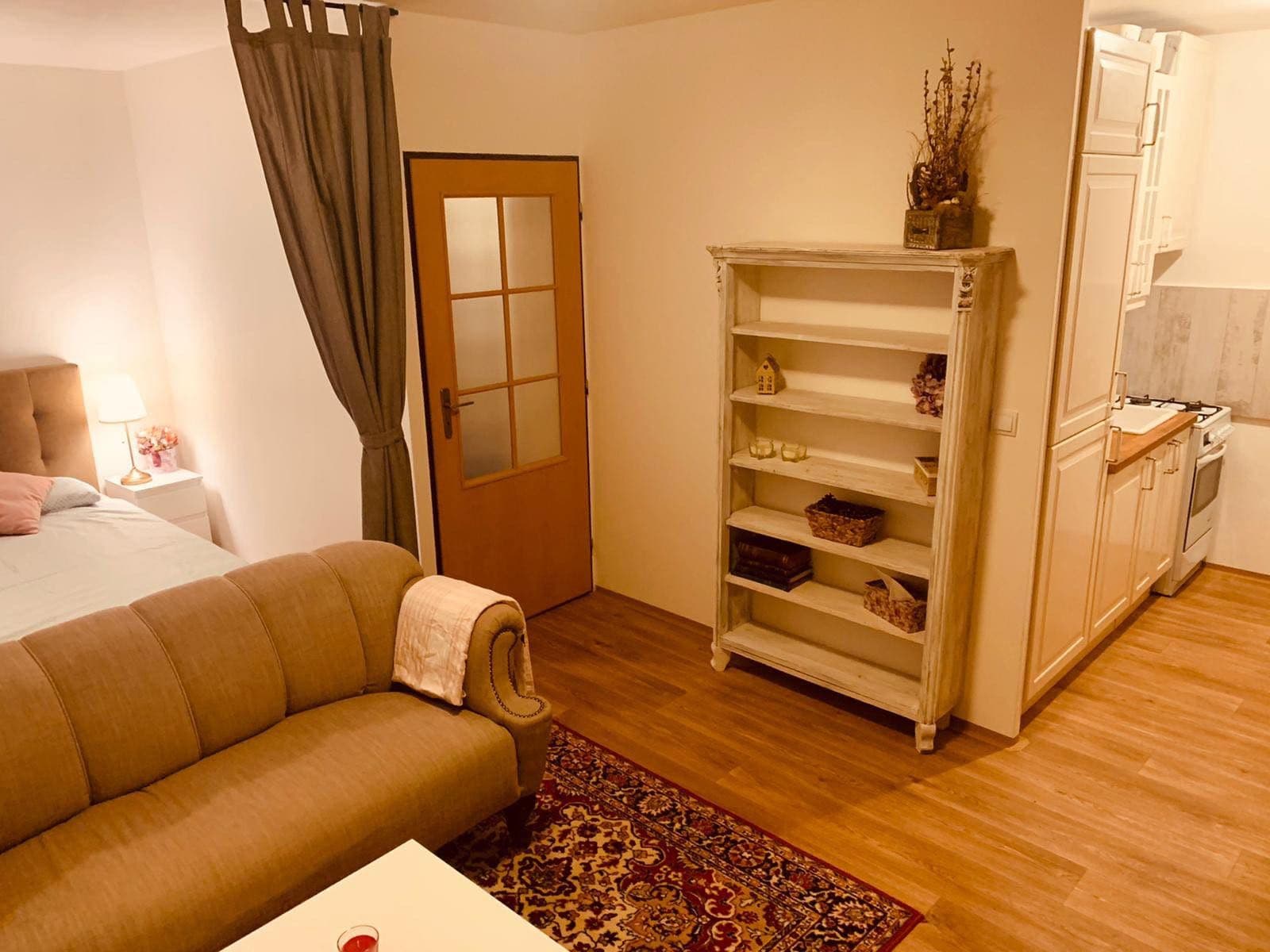 Prodej bytu 1+kk 38 m², Ostravská, Kladno, Středočeský kraj Prodej bytu 1+kk 38 m², Ostravská, Kladno, Středočeský kraj
