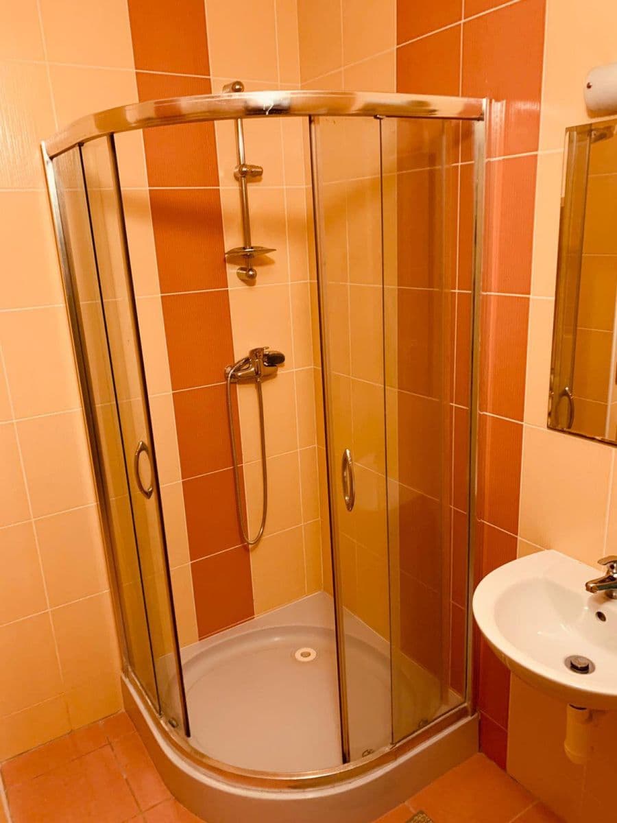 Prodej bytu 1+kk 38 m², Ostravská, Kladno, Středočeský kraj Prodej bytu 1+kk 38 m², Ostravská, Kladno, Středočeský kraj