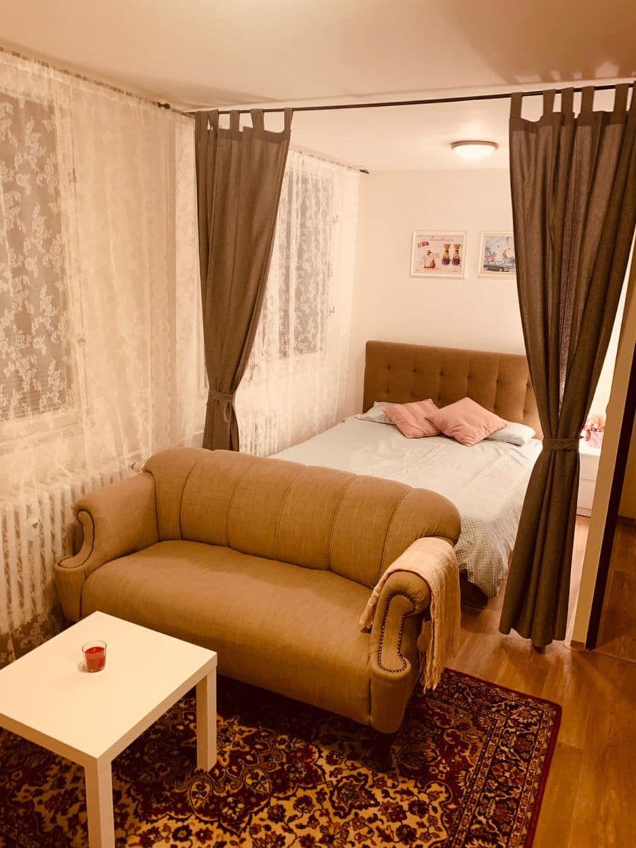 Prodej bytu 1+kk 38 m², Ostravská, Kladno, Středočeský kraj Prodej bytu 1+kk 38 m², Ostravská, Kladno, Středočeský kraj