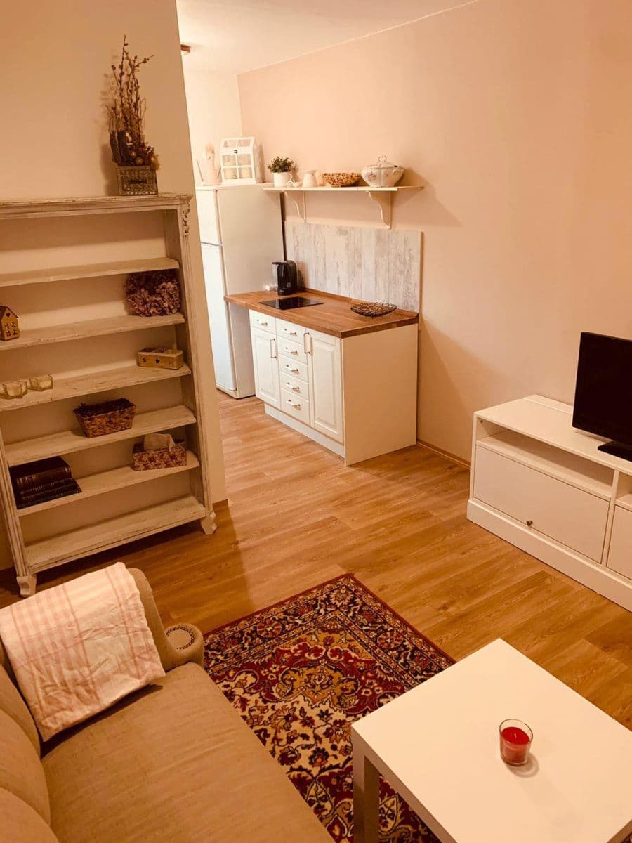 Prodej bytu 1+kk 38 m², Ostravská, Kladno, Středočeský kraj Prodej bytu 1+kk 38 m², Ostravská, Kladno, Středočeský kraj