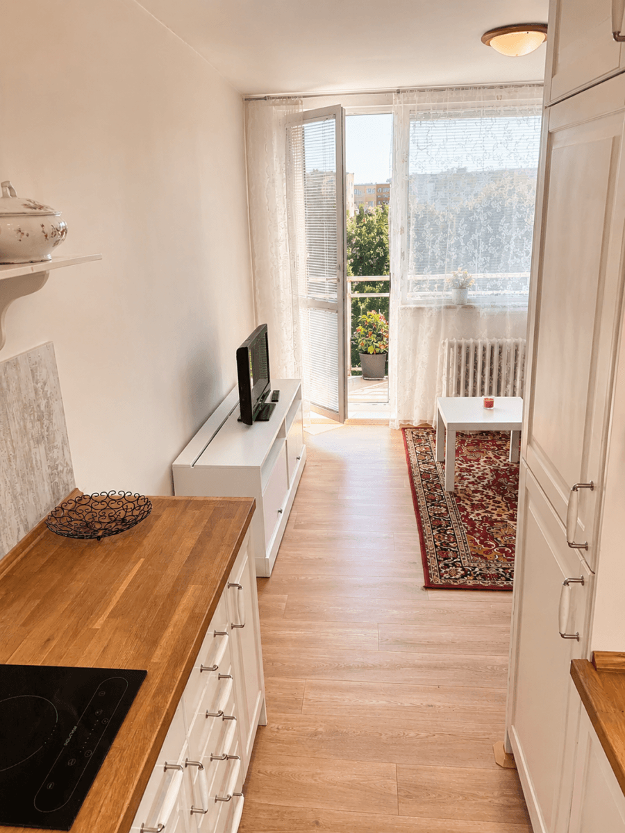 Prodej bytu 1+kk 38 m², Ostravská, Kladno, Středočeský kraj Prodej bytu 1+kk 38 m², Ostravská, Kladno, Středočeský kraj