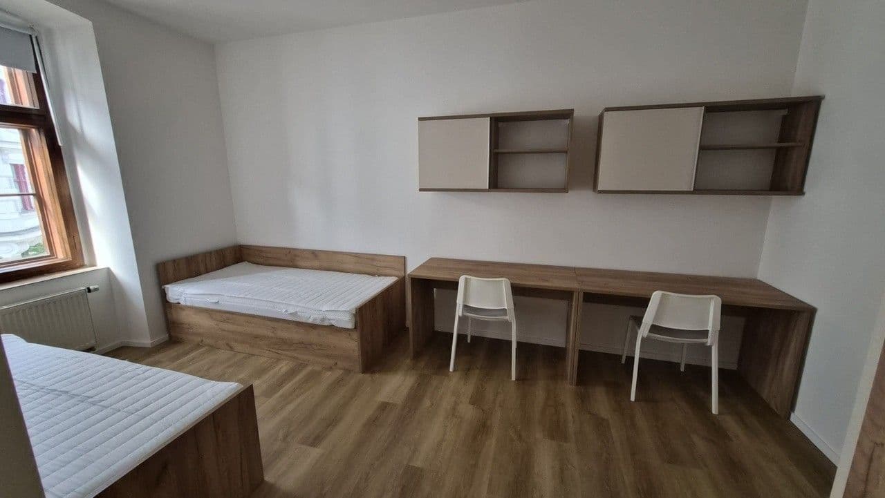 Pronájem bytu 6+1 138 m², Pekařská, Brno, Jihomoravský kraj Pronájem bytu 6+1 138 m², Pekařská, Brno, Jihomoravský kraj