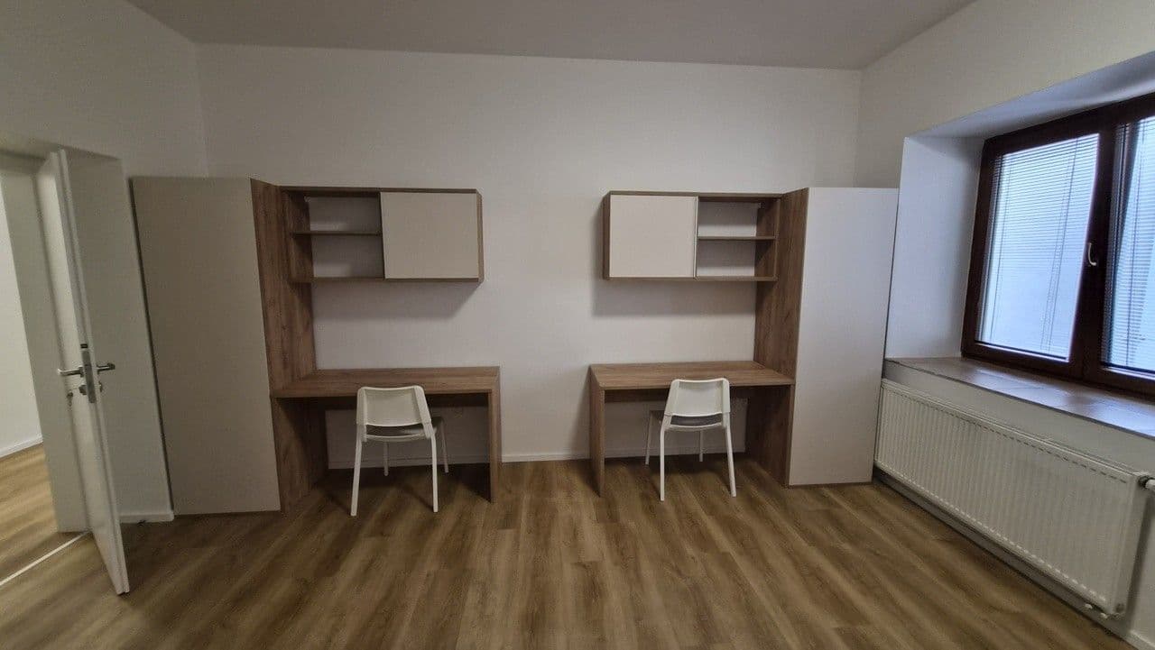 Pronájem bytu 6+1 138 m², Pekařská, Brno, Jihomoravský kraj Pronájem bytu 6+1 138 m², Pekařská, Brno, Jihomoravský kraj