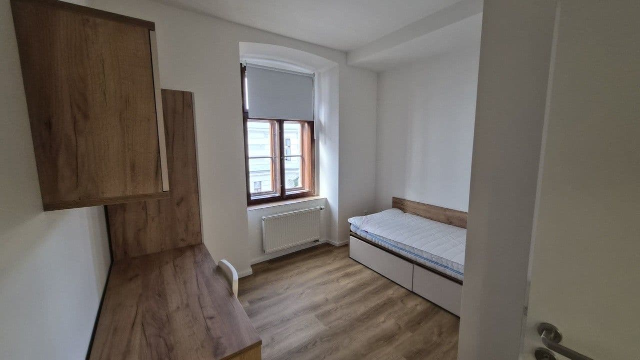 Pronájem bytu 6+1 138 m², Pekařská, Brno, Jihomoravský kraj Pronájem bytu 6+1 138 m², Pekařská, Brno, Jihomoravský kraj