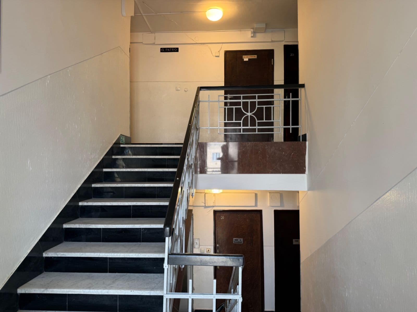 Prodej bytu 1+kk 16 m², Libická, Praha, Praha Prodej bytu 1+kk 16 m², Libická, Praha, Praha