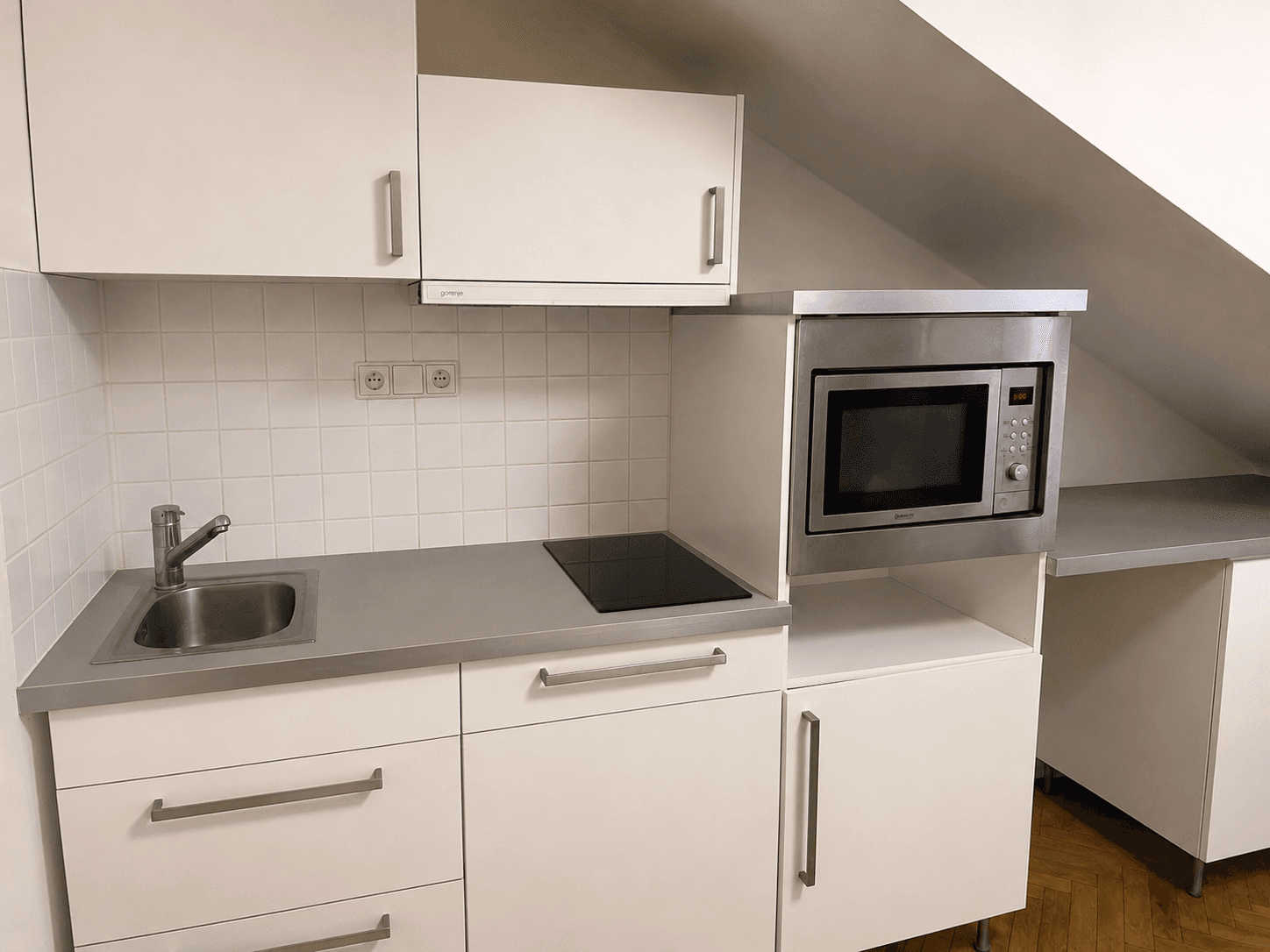 Prodej bytu 1+kk 16 m², Libická, Praha, Praha Prodej bytu 1+kk 16 m², Libická, Praha, Praha