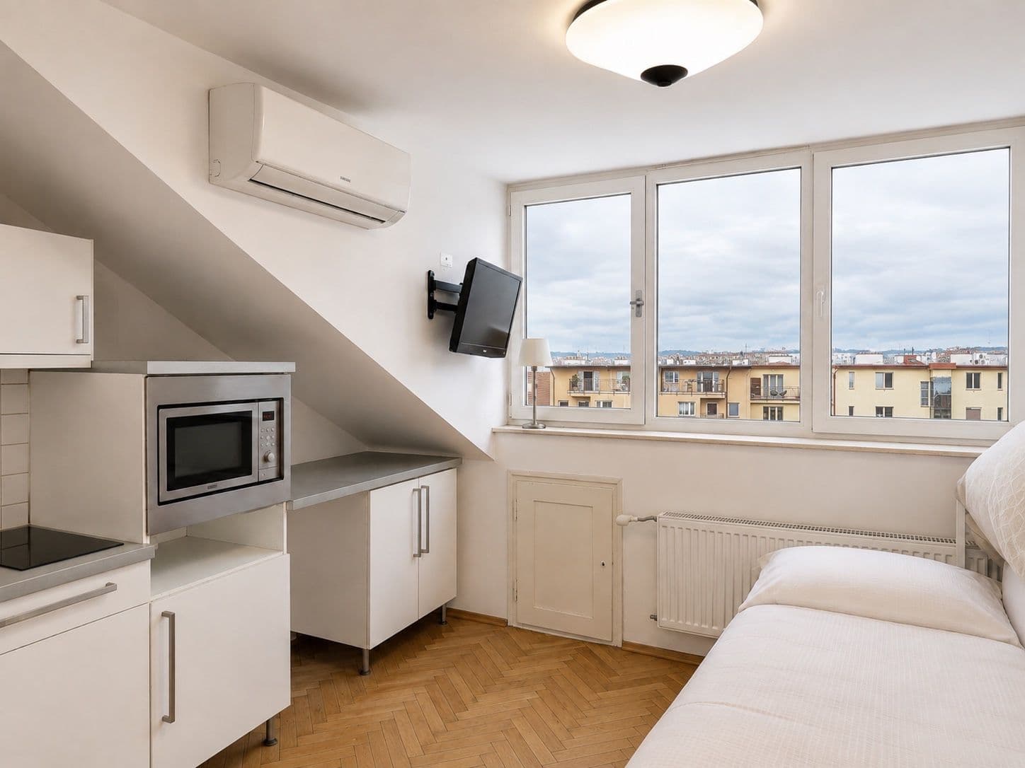 Prodej bytu 1+kk 16 m², Libická, Praha, Praha Prodej bytu 1+kk 16 m², Libická, Praha, Praha