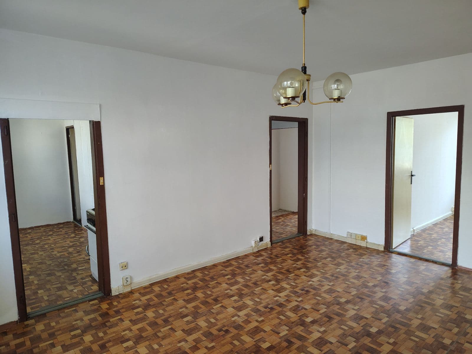 Prodej bytu 3+1 68 m², Na Valtické, Břeclav, Jihomoravský kraj Prodej bytu 3+1 68 m², Na Valtické, Břeclav, Jihomoravský kraj