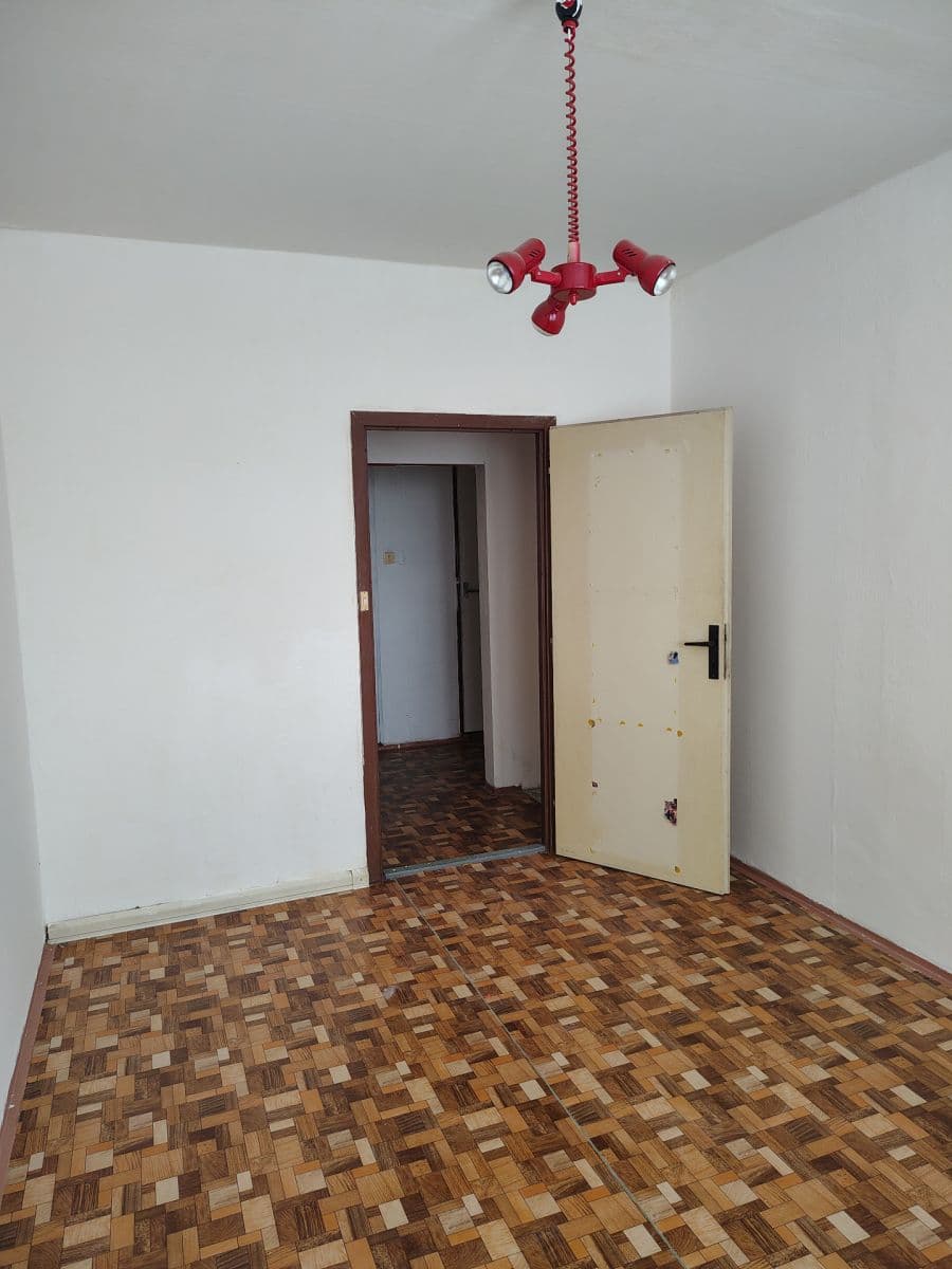 Prodej bytu 3+1 68 m², Na Valtické, Břeclav, Jihomoravský kraj Prodej bytu 3+1 68 m², Na Valtické, Břeclav, Jihomoravský kraj