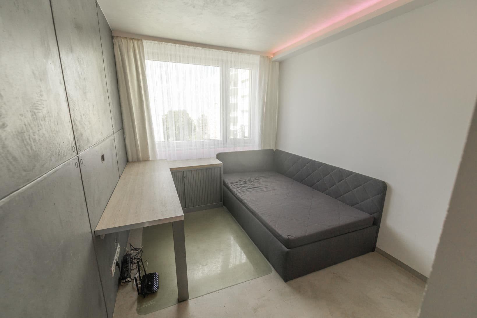 Prodej bytu 3+1 66 m², Urxova, Hradec Králové, Královéhradecký kraj Prodej bytu 3+1 66 m², Urxova, Hradec Králové, Královéhradecký kraj