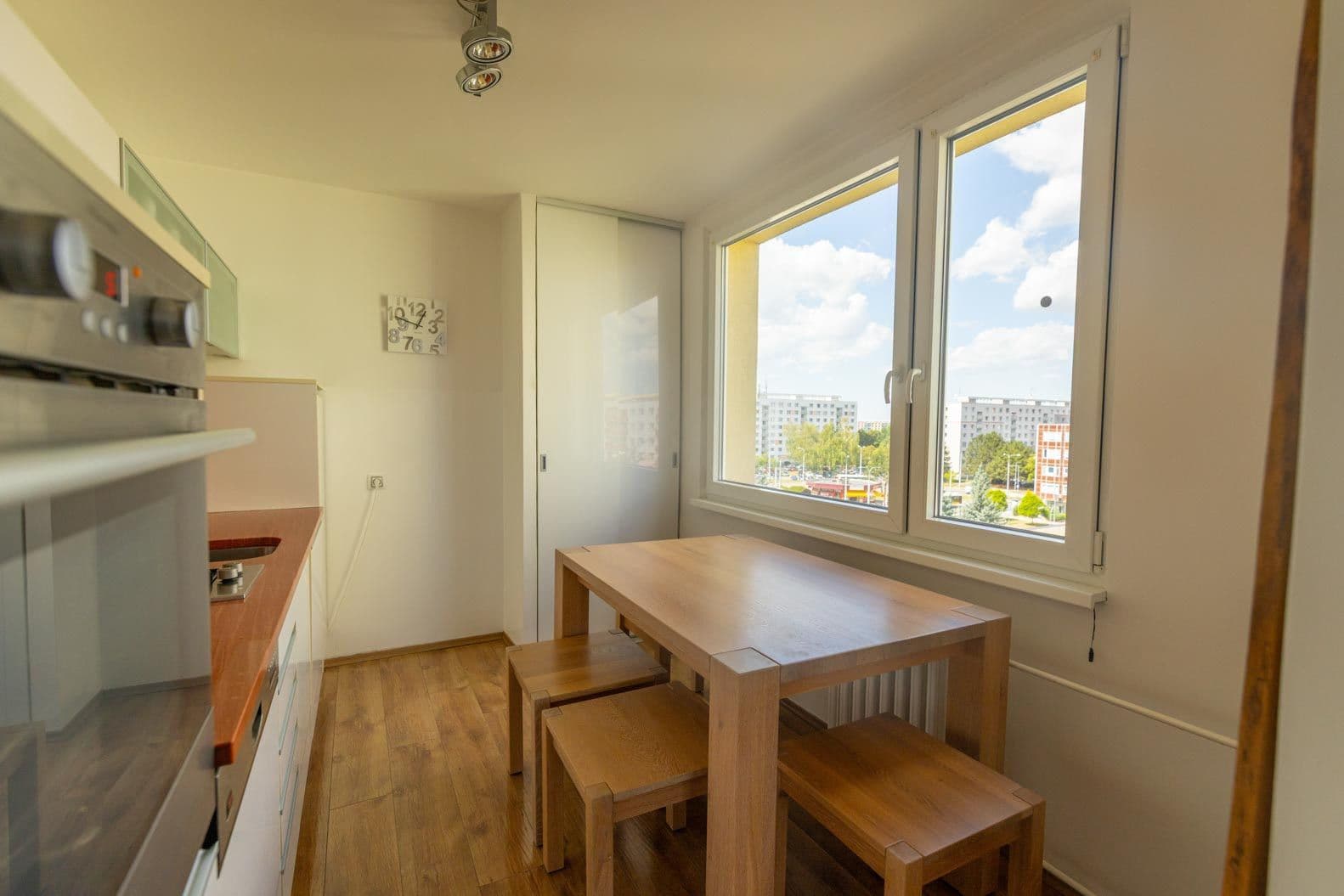 Prodej bytu 3+1 66 m², Urxova, Hradec Králové, Královéhradecký kraj Prodej bytu 3+1 66 m², Urxova, Hradec Králové, Královéhradecký kraj