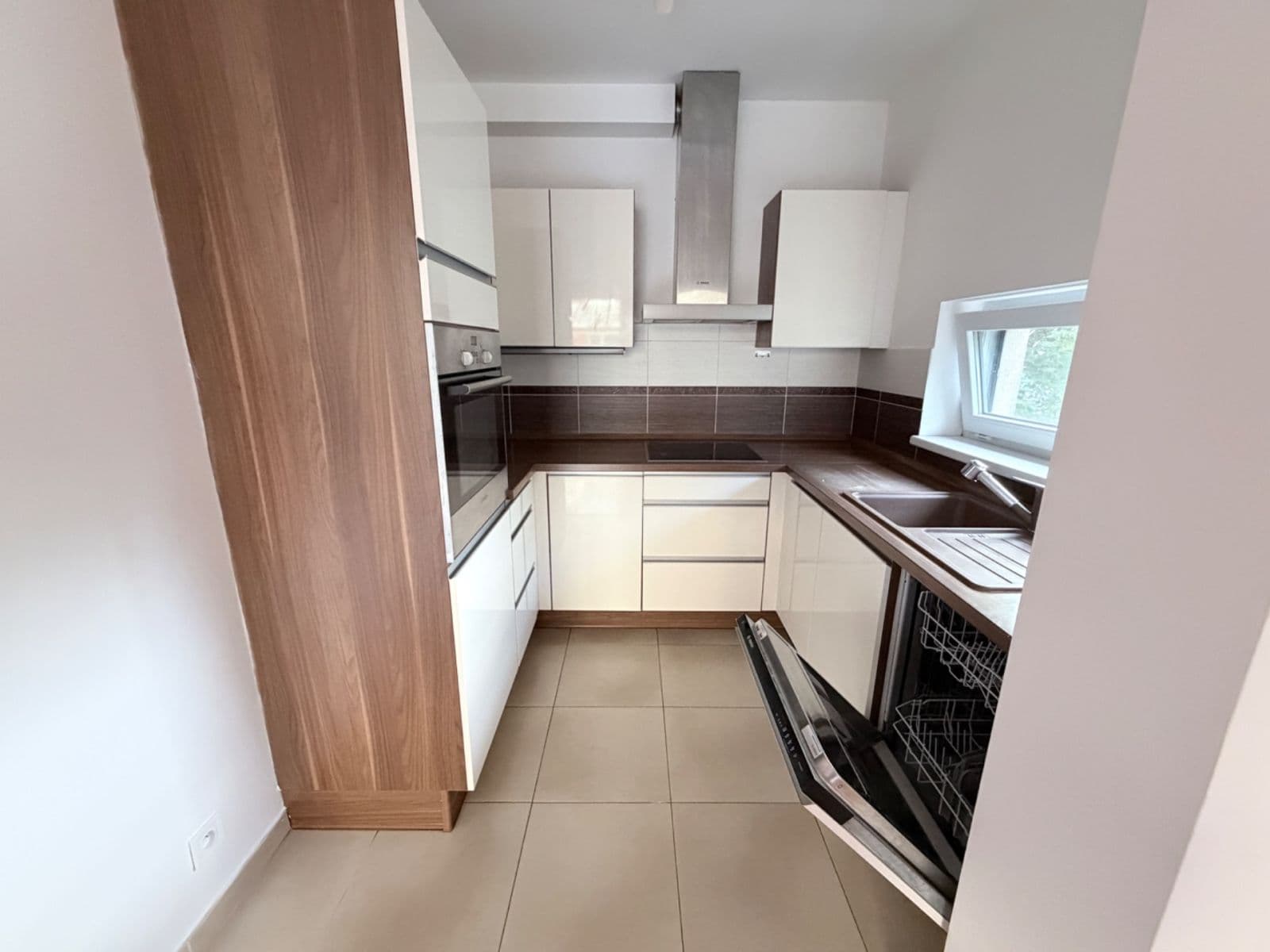 Prodej bytu 2+kk 71 m², Rýnská, Praha, Praha Prodej bytu 2+kk 71 m², Rýnská, Praha, Praha