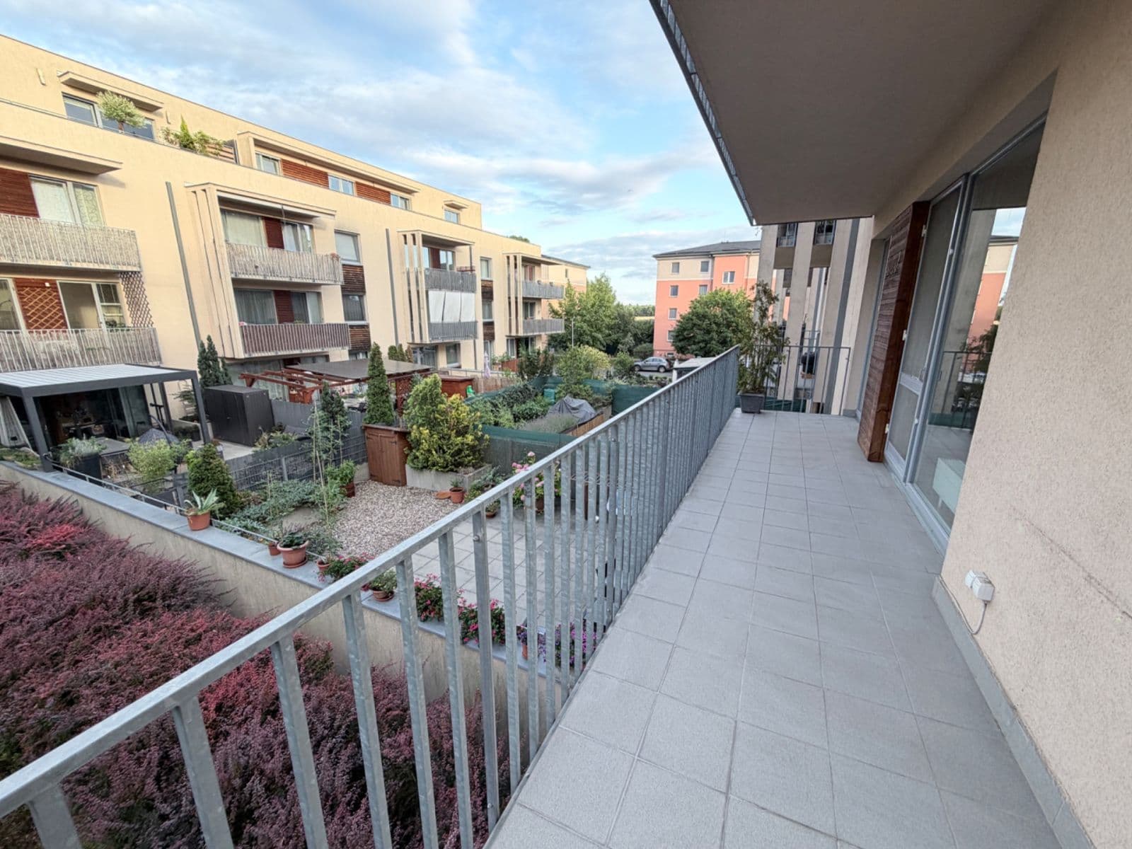 Prodej bytu 2+kk 71 m², Rýnská, Praha, Praha Prodej bytu 2+kk 71 m², Rýnská, Praha, Praha