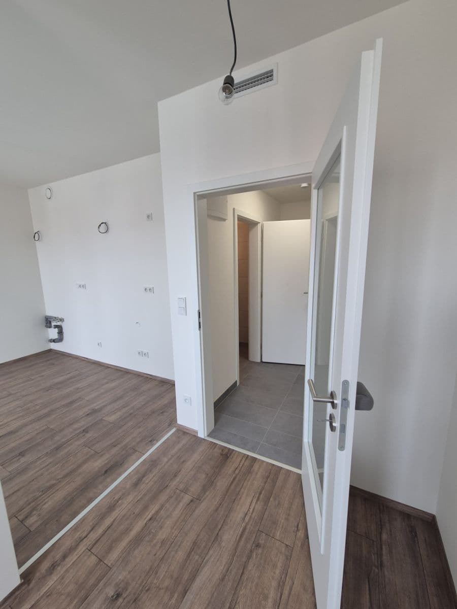 Pronájem bytu 1+kk 35 m², Arnošta Staňka, Praha, Praha Pronájem bytu 1+kk 35 m², Arnošta Staňka, Praha, Praha