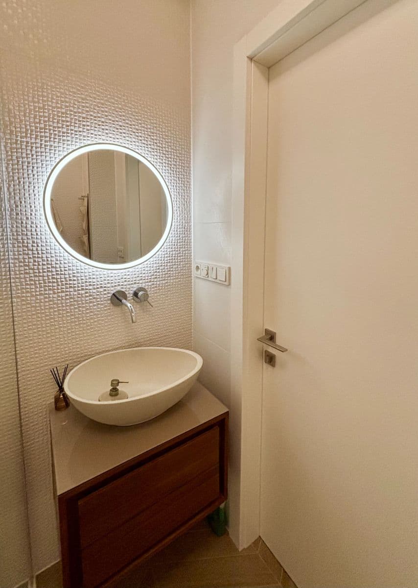 Pronájem bytu 4+kk 89 m², Na Zlatnici, Praha, Praha Pronájem bytu 4+kk 89 m², Na Zlatnici, Praha, Praha