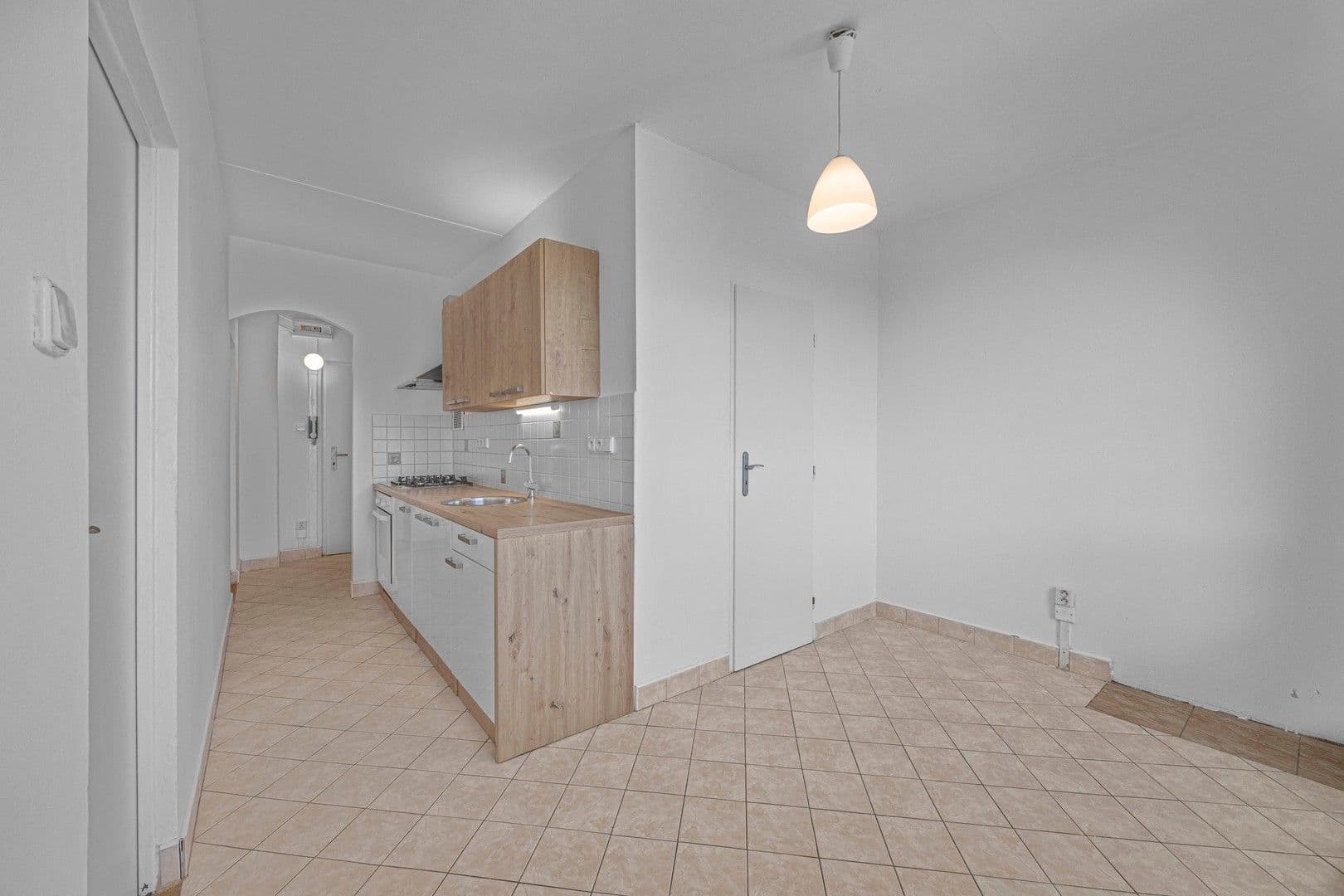 Pronájem bytu 1+1 44 m², Komenského náměstí, Říčany, Středočeský kraj Pronájem bytu 1+1 44 m², Komenského náměstí, Říčany, Středočeský kraj