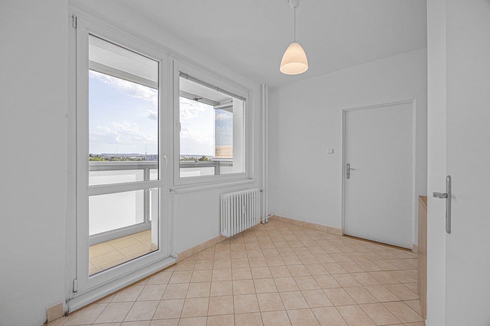 Pronájem bytu 1+1 44 m², Komenského náměstí, Říčany, Středočeský kraj Pronájem bytu 1+1 44 m², Komenského náměstí, Říčany, Středočeský kraj