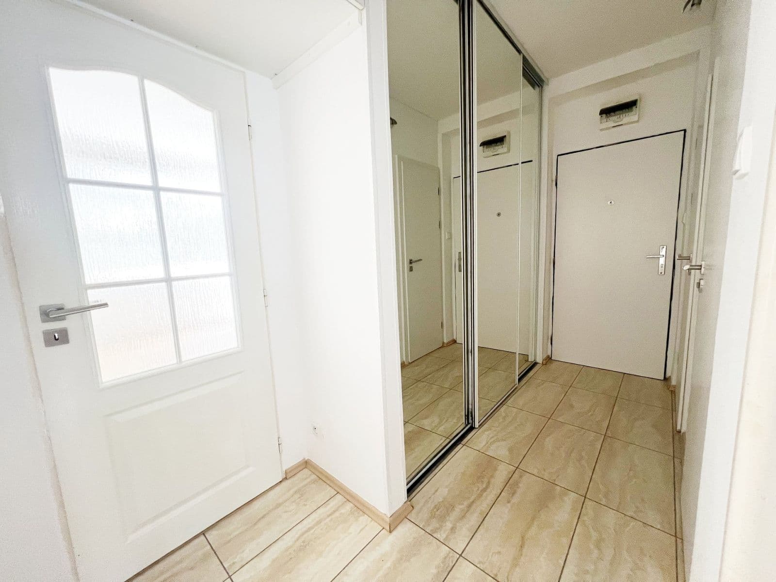 Pronájem bytu 3+1 72 m², Na Šutce, Praha, Praha Pronájem bytu 3+1 72 m², Na Šutce, Praha, Praha