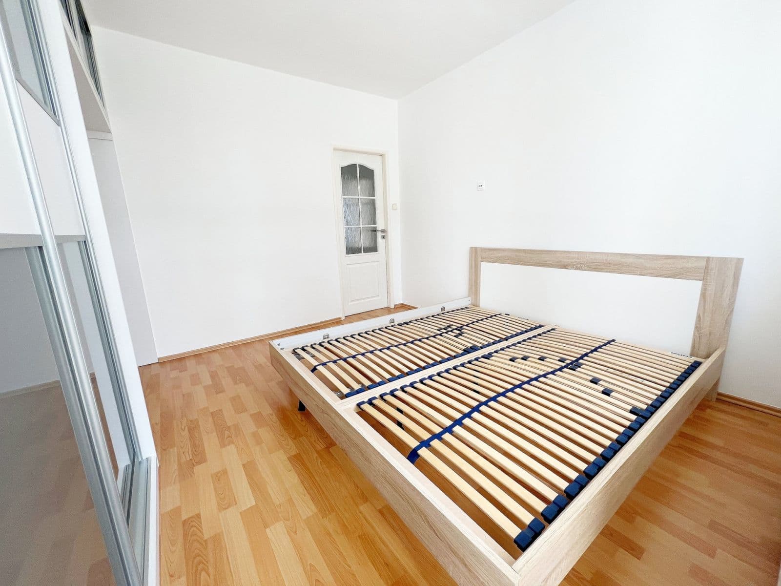 Pronájem bytu 3+1 72 m², Na Šutce, Praha, Praha Pronájem bytu 3+1 72 m², Na Šutce, Praha, Praha