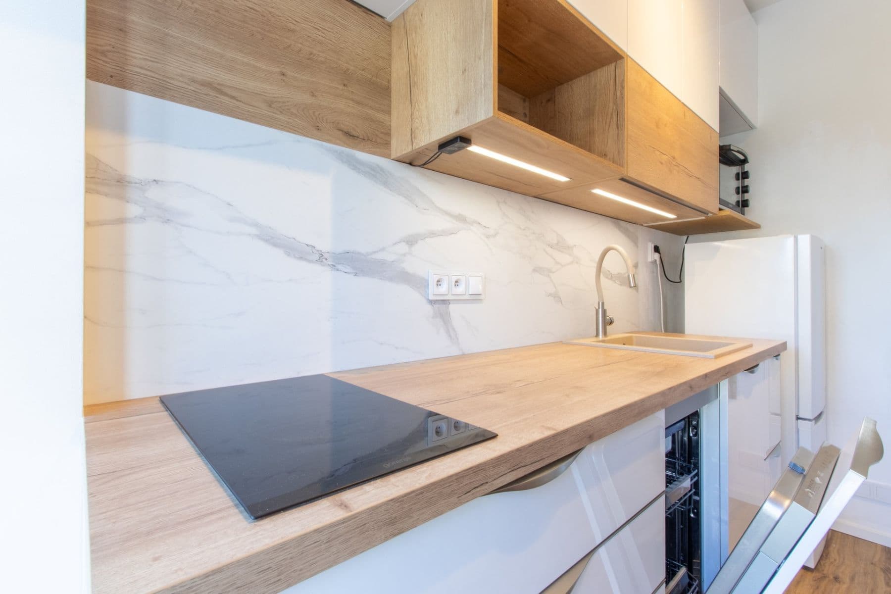 Pronájem bytu 1+kk 26 m², Na Topolce, Praha, Praha Pronájem bytu 1+kk 26 m², Na Topolce, Praha, Praha