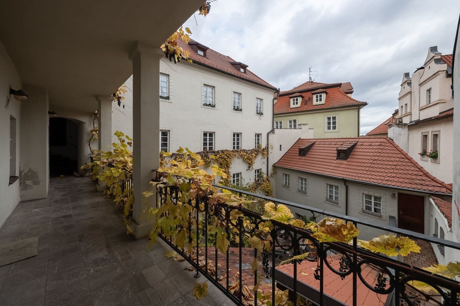 Pronájem bytu 2+kk 49 m², Sněmovní, Praha, Praha Pronájem bytu 2+kk 49 m², Sněmovní, Praha, Praha