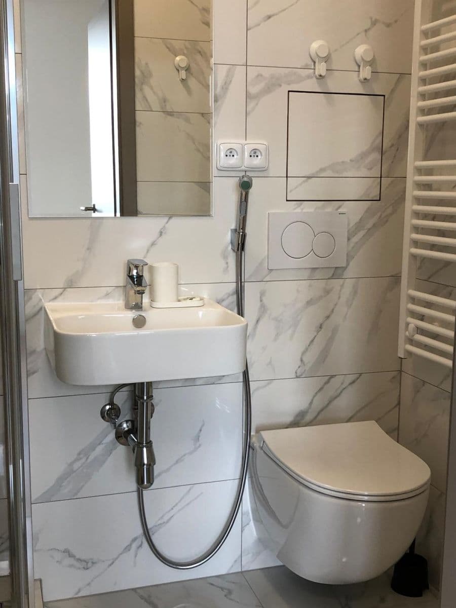 Pronájem bytu 1+kk 20 m², Bělohorská, Praha, Praha Pronájem bytu 1+kk 20 m², Bělohorská, Praha, Praha