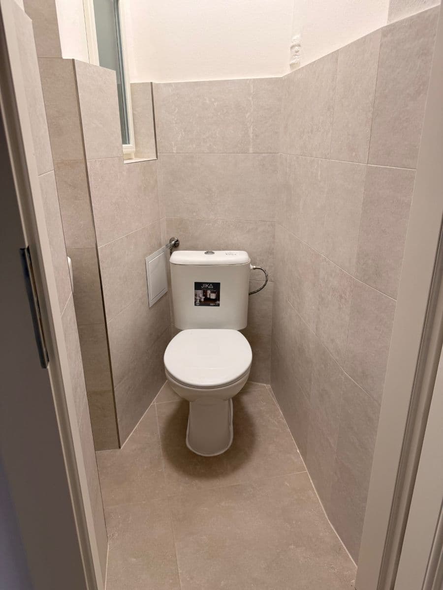 Pronájem bytu 2+1 52 m², Krymská, Praha, Praha Pronájem bytu 2+1 52 m², Krymská, Praha, Praha